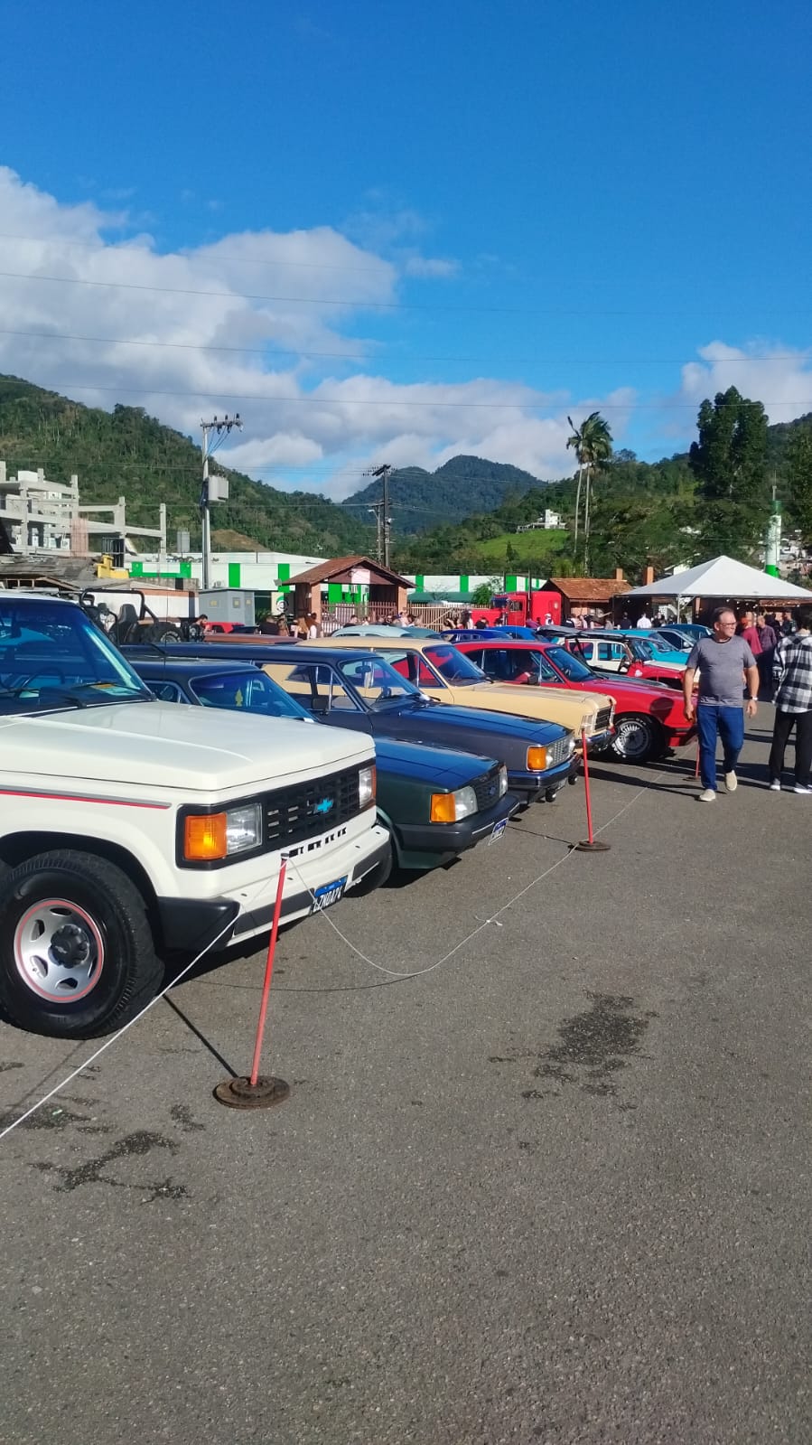 Exposição de veículos antigos em Jaraguá do Sul